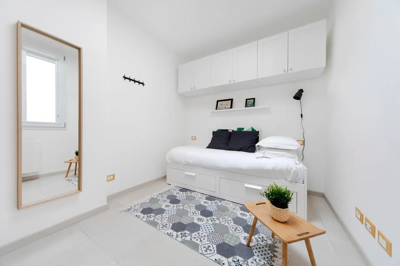 Ferienwohnung Realkasa Pool & Parking Flat Bologna