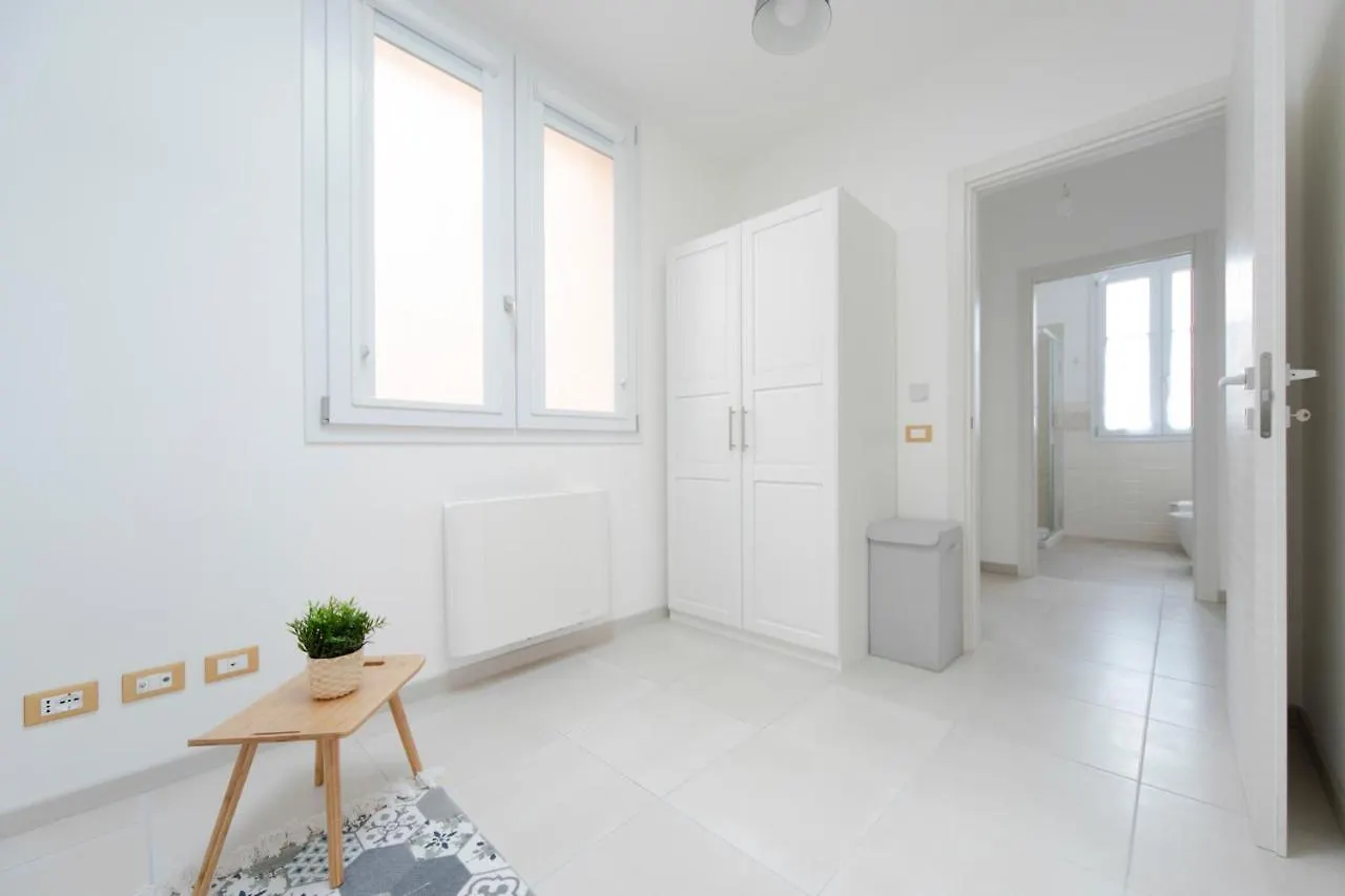Ferienwohnung Realkasa Pool & Parking Flat Bologna Apartment