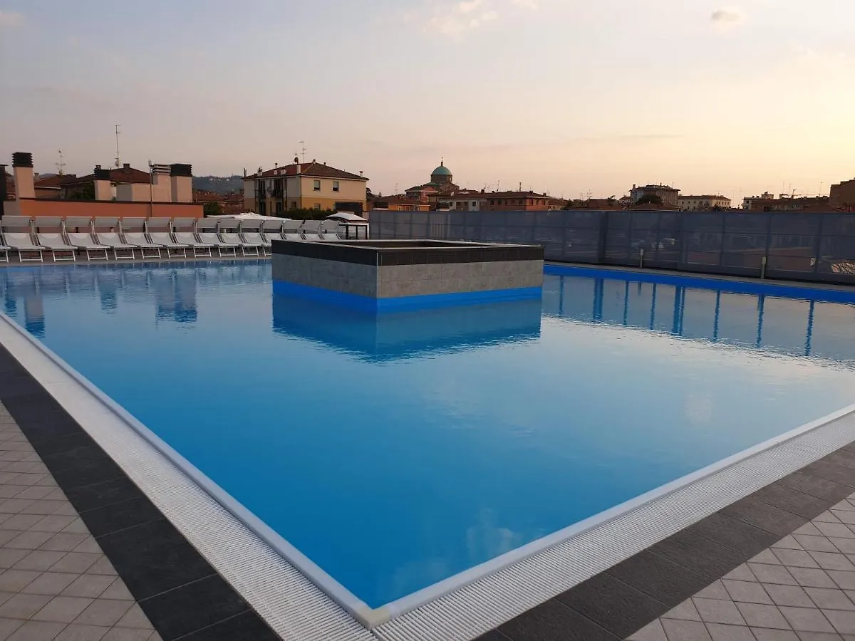 Ferienwohnung Realkasa Pool & Parking Flat Bologna 0*,
